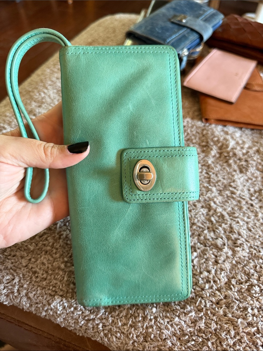 Hobo International Doria Mint Green Leather Turnlock Trifold Wallet